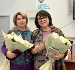 Эльмира Абдулатипова, кандидат педагогических наук, доцент кафедры педагогики и технологии начального образования факультета начальных классов. Почетный работник сферы образования РФ, за достигнутые трудовые успехи и многолетнюю плодотворную работу награждена медалью Расула Гамзатова. ДГПУ им. Р. Гамзатова, РД, махачкала